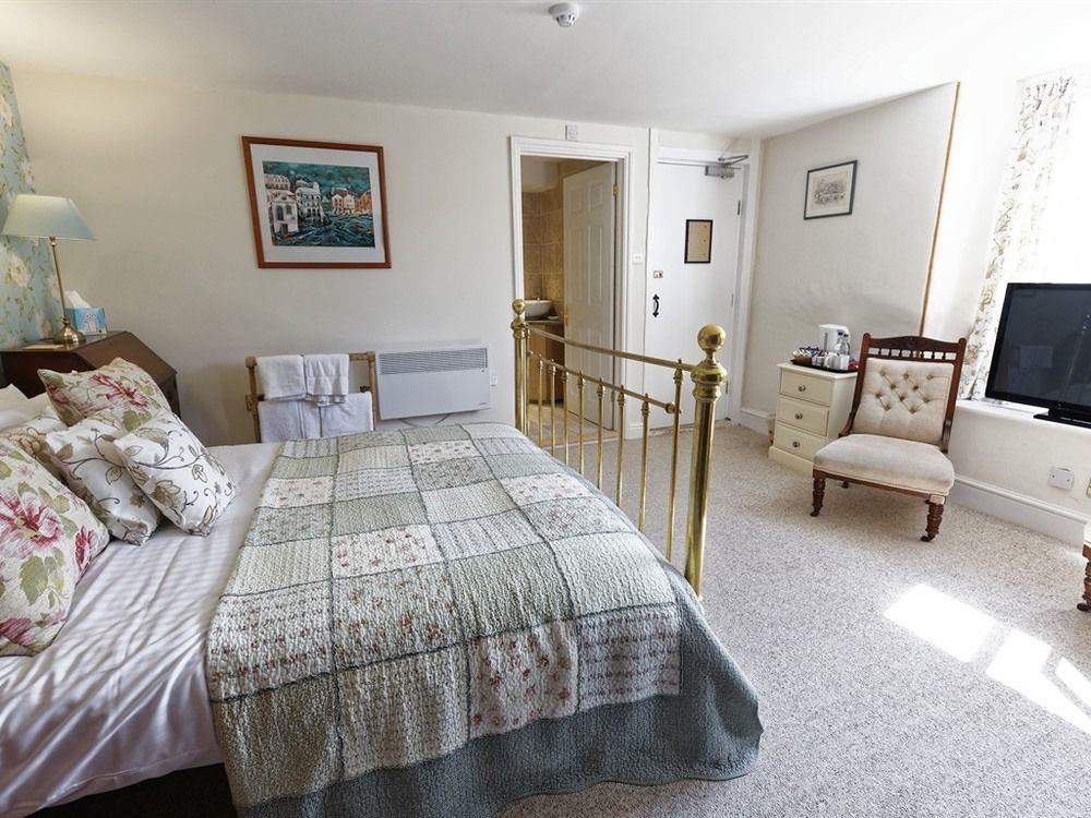 Rams Head Inn Dolton Экстерьер фото