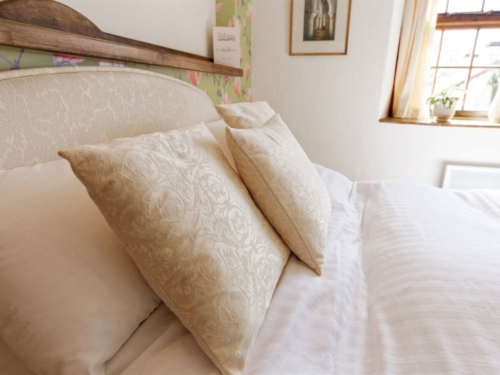 Rams Head Inn Dolton Экстерьер фото