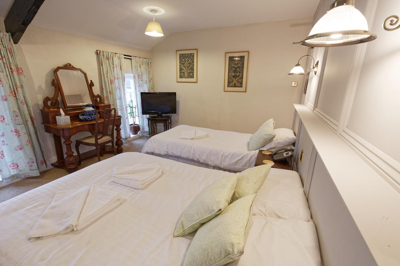 Rams Head Inn Dolton Экстерьер фото