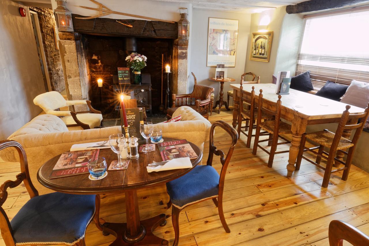 Rams Head Inn Dolton Экстерьер фото