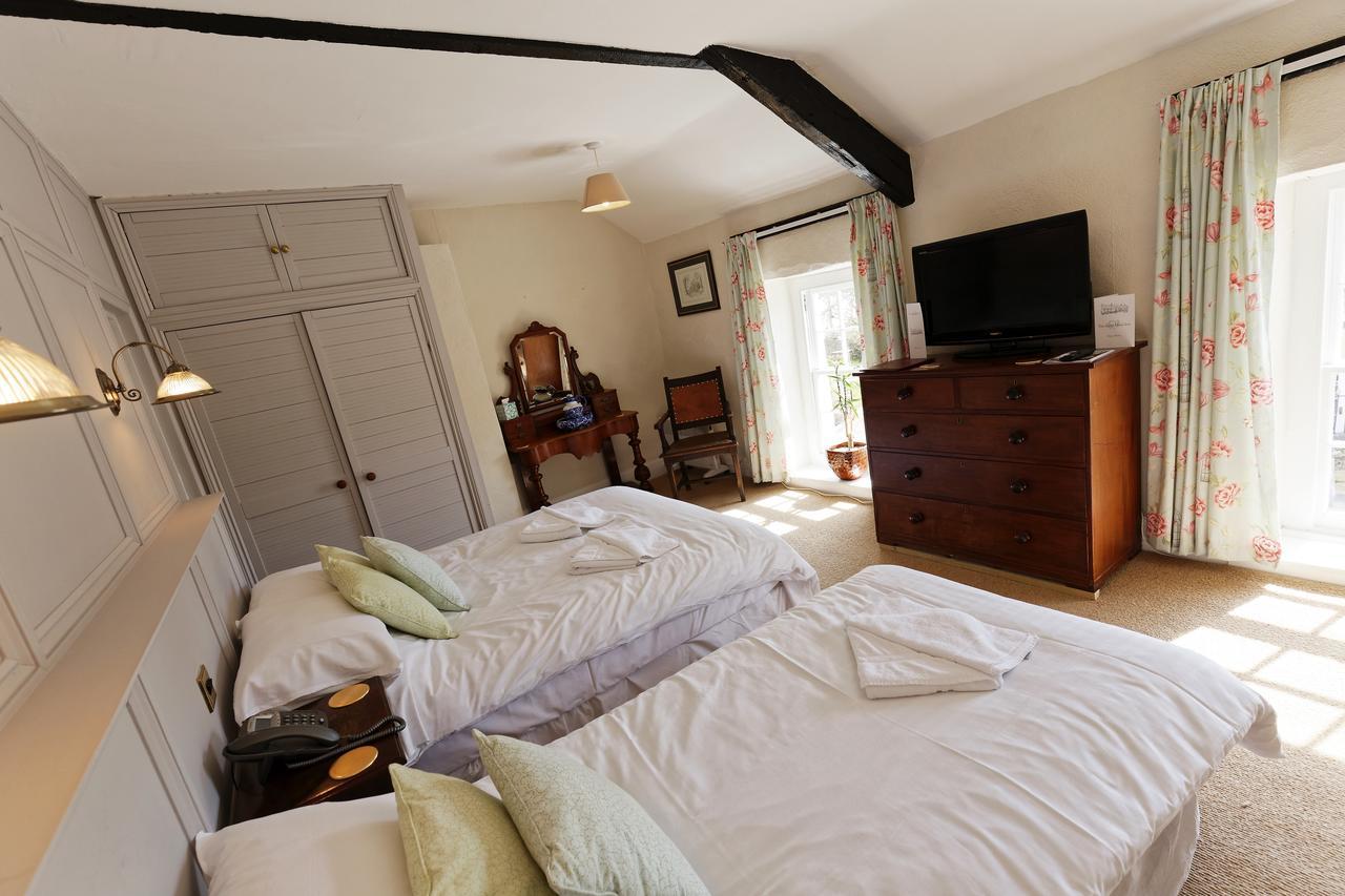 Rams Head Inn Dolton Экстерьер фото