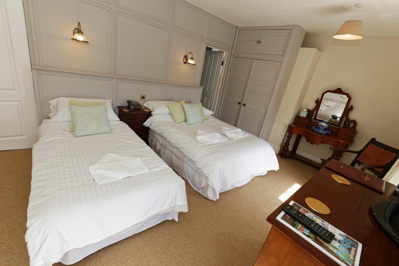 Rams Head Inn Dolton Экстерьер фото
