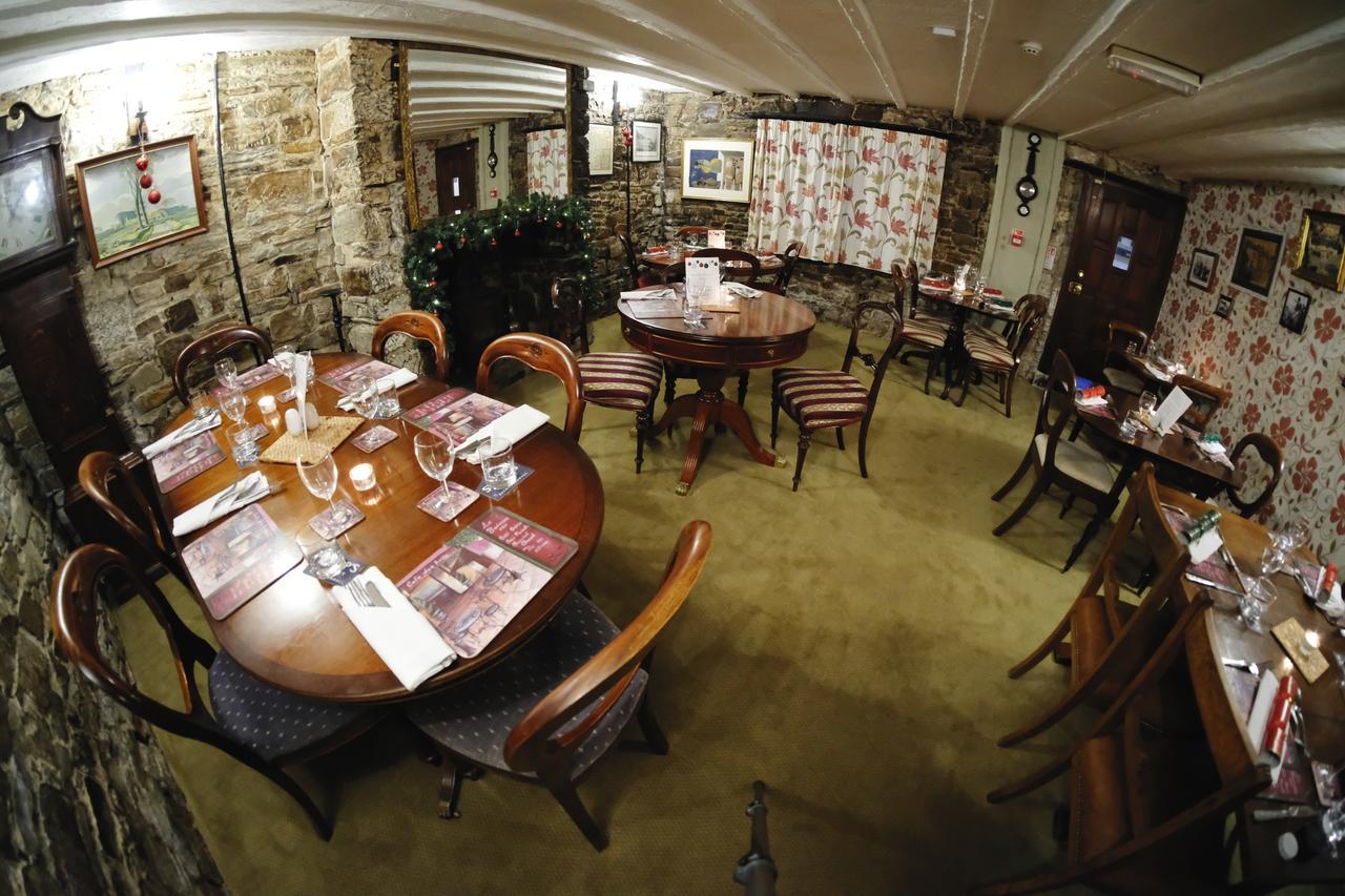 Rams Head Inn Dolton Экстерьер фото