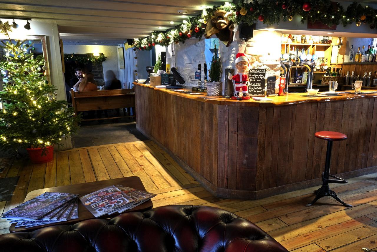 Rams Head Inn Dolton Экстерьер фото
